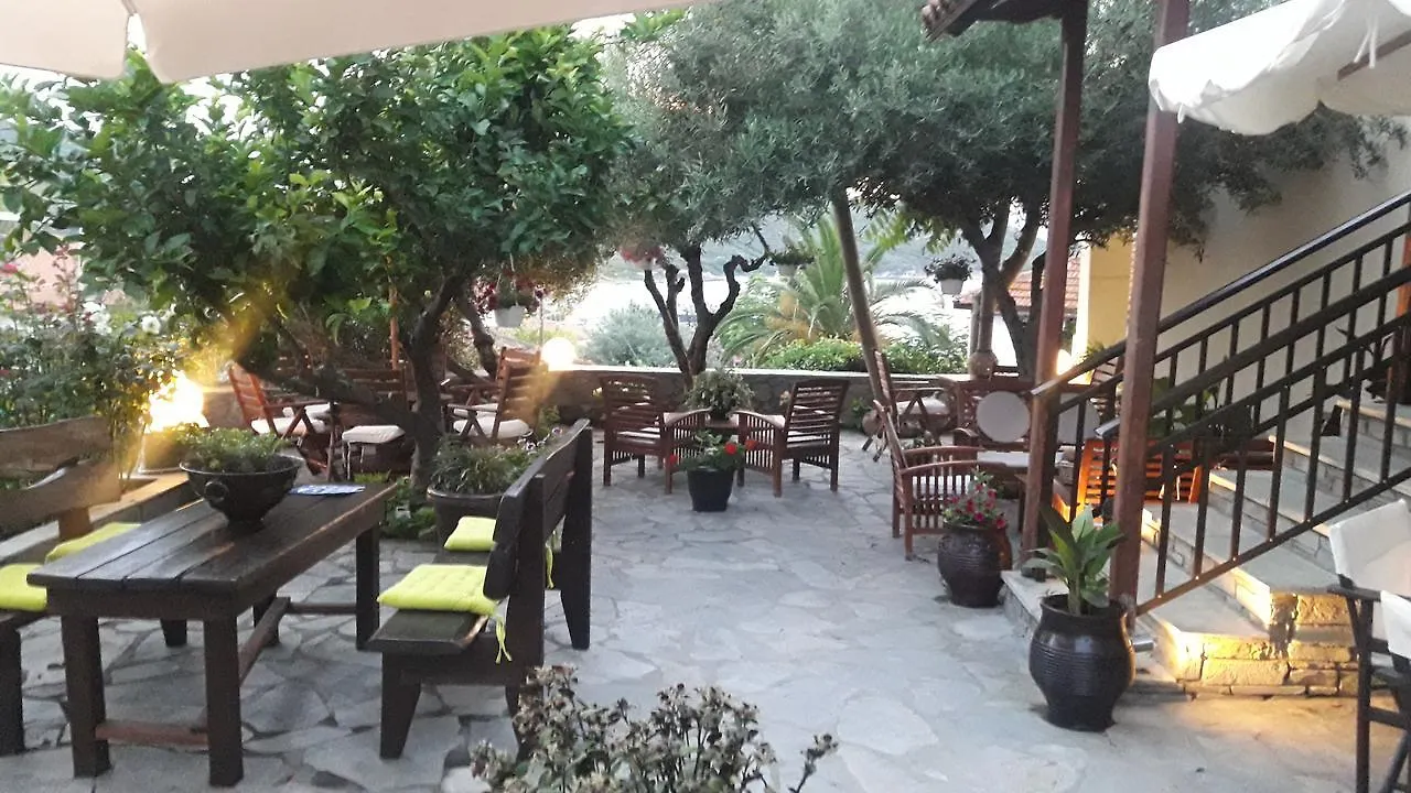 Erieta Ξενοδοχείο Αμμουλιανή